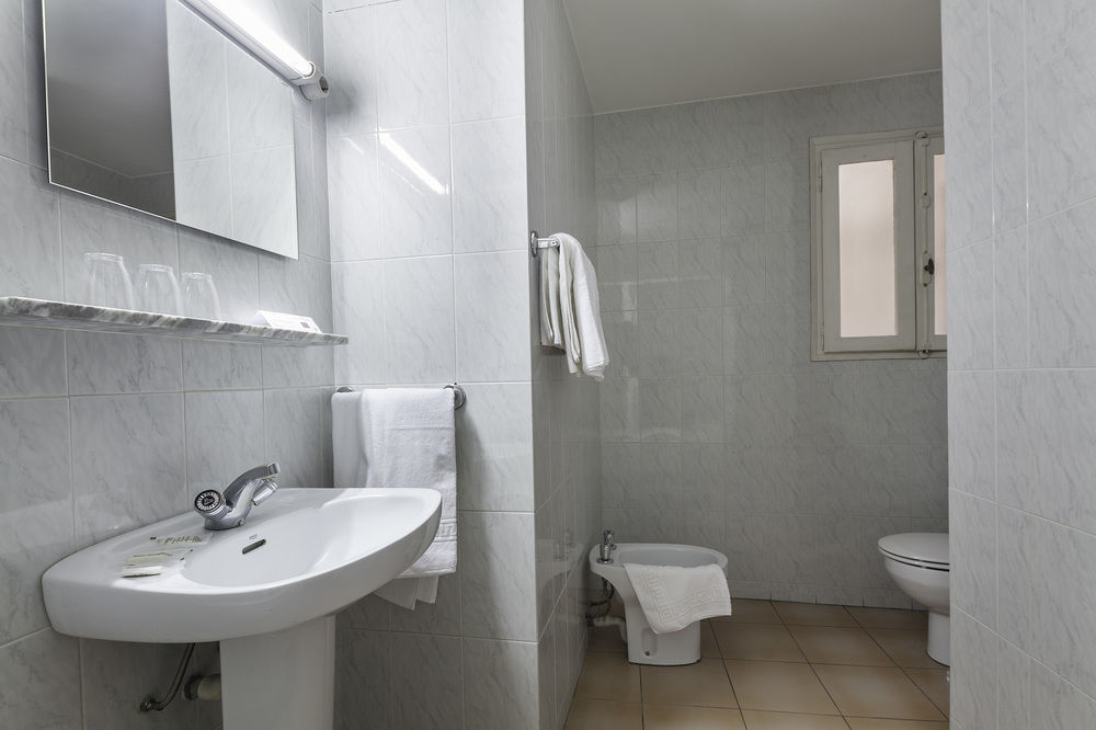 Hotel El Call Барселона Екстер'єр фото